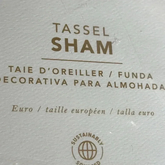 NWT PBT POTTERY BARN TEEN Tassel Sham 26x26 Multi Color 1 Euro Sham 100% Cotton - Picture 7 of 8